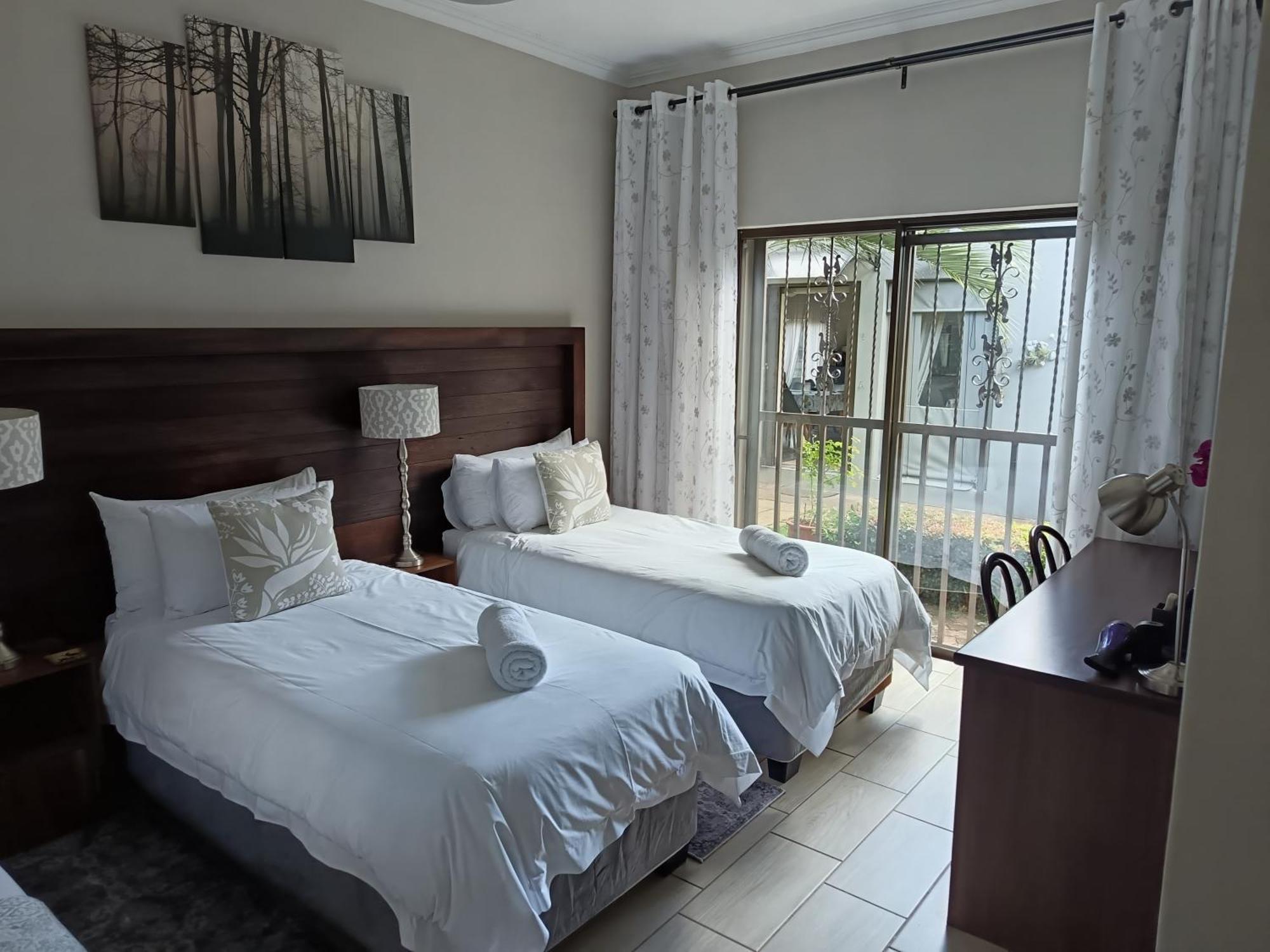 Three Olives Guesthouse Centurion Exterior photo